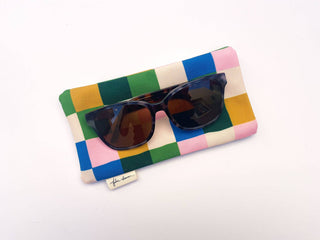 Handmade Sunglasses Case - Picnic (Dark)