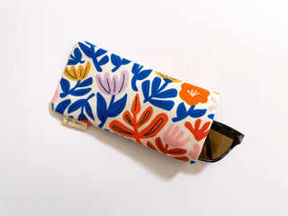 Handmade Sunglasses Case - Petals (Light)