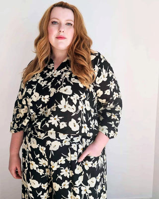 Nina Shirt in Mono Floral