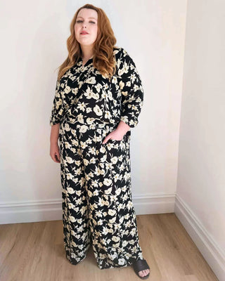 Nina Shirt in Mono Floral