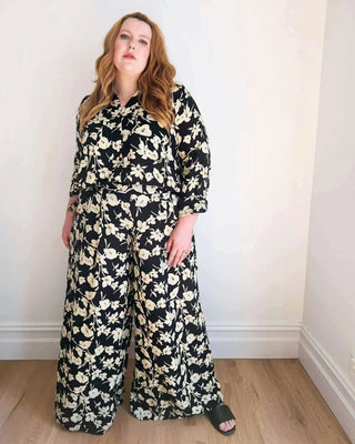 Palazzo Wide Leg Pants in Mono Floral