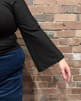 Black Tie Waist Top