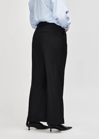 Evette Trouser in Black