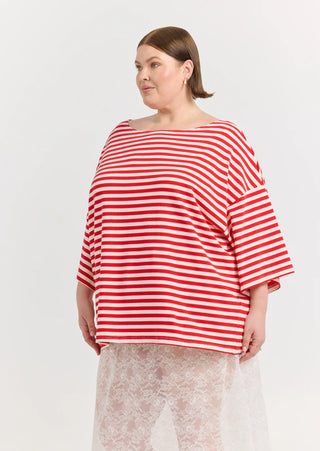 Freya Boat Neck in Red stripes