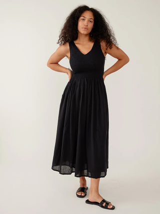 Lily V-Neck Sleeveless Dress - Black