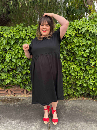 Short Sleeve Stretch Frock in Black