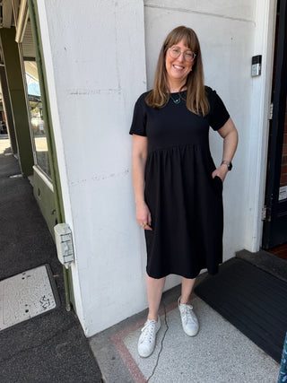 Short Sleeve Stretch Frock in Black