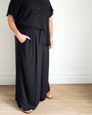 Palazzo Wide Leg Pants in Black